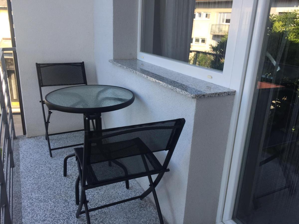 Apartman Sonas 2 With Free Private Parking Károlyváros Kültér fotó